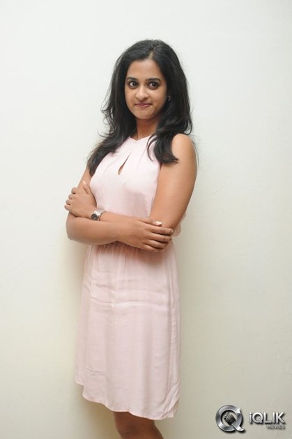 Nanditha-at-Lovers-Movie-Platinum-Disc-Function